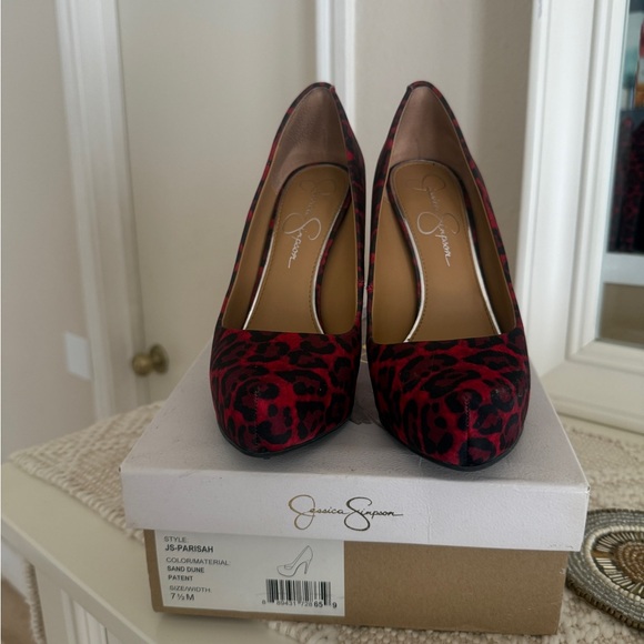 Jessica Simpson Bold Red Leopard Heels - Picture 1 of 5